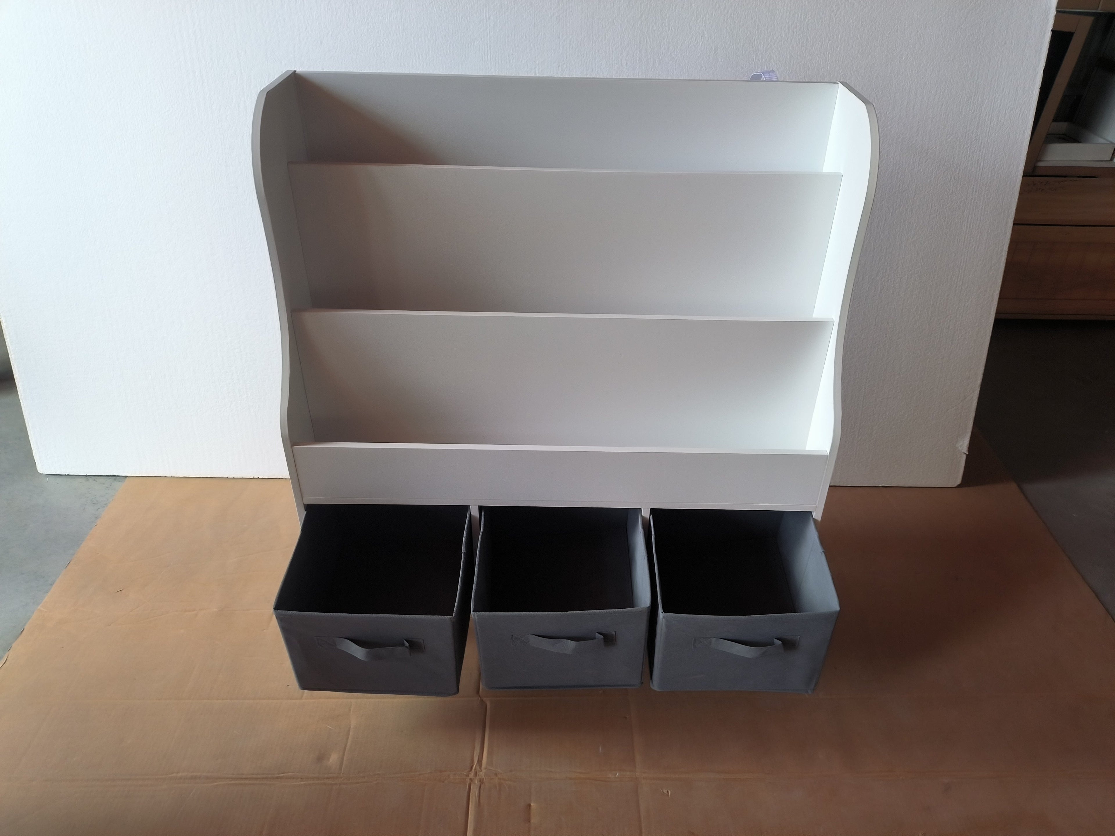 Kids Bookshelf with 3 Fabric Storage Bins