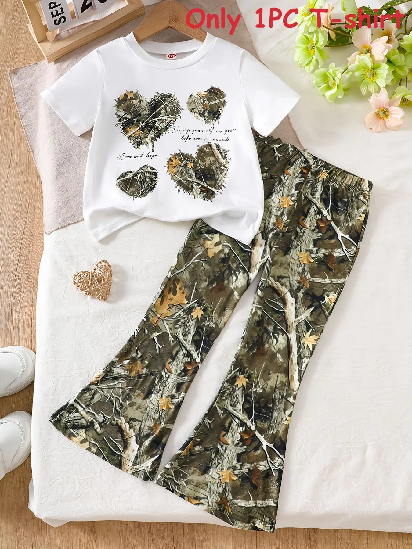 Camo Heart Graphic Crew Neck T-Shirt