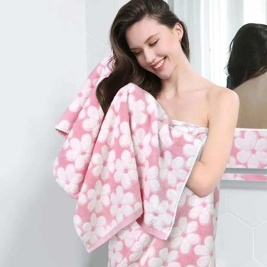 Set of 2 Pink Bath Towels