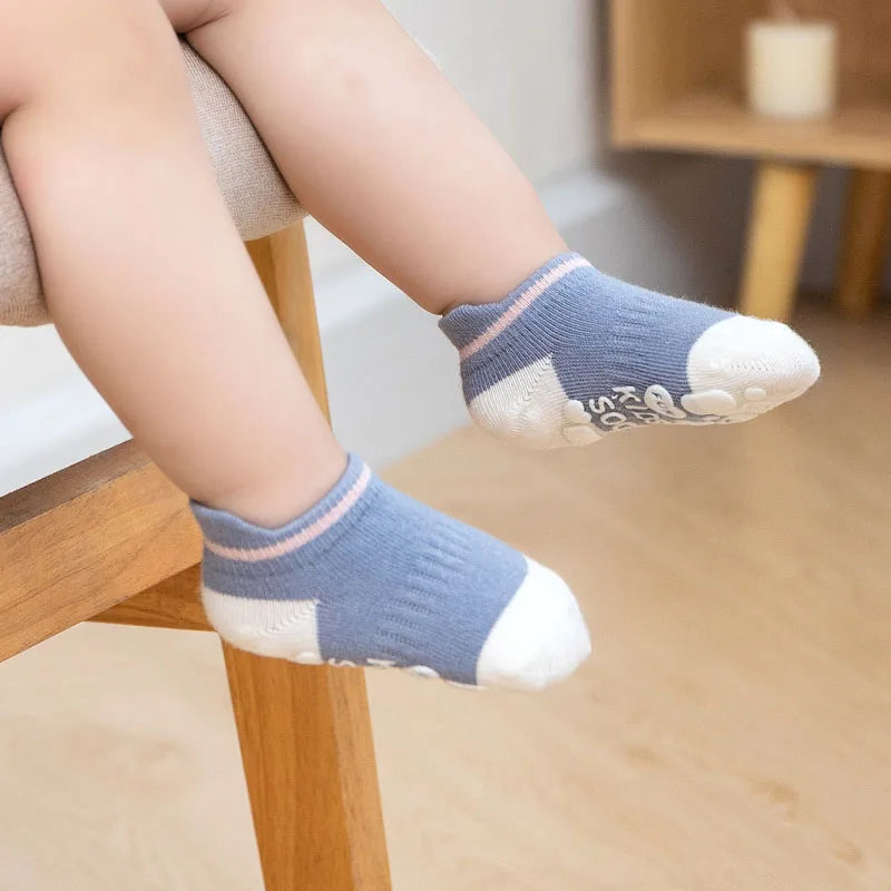 5 Pairs Kids Non-slip Socks