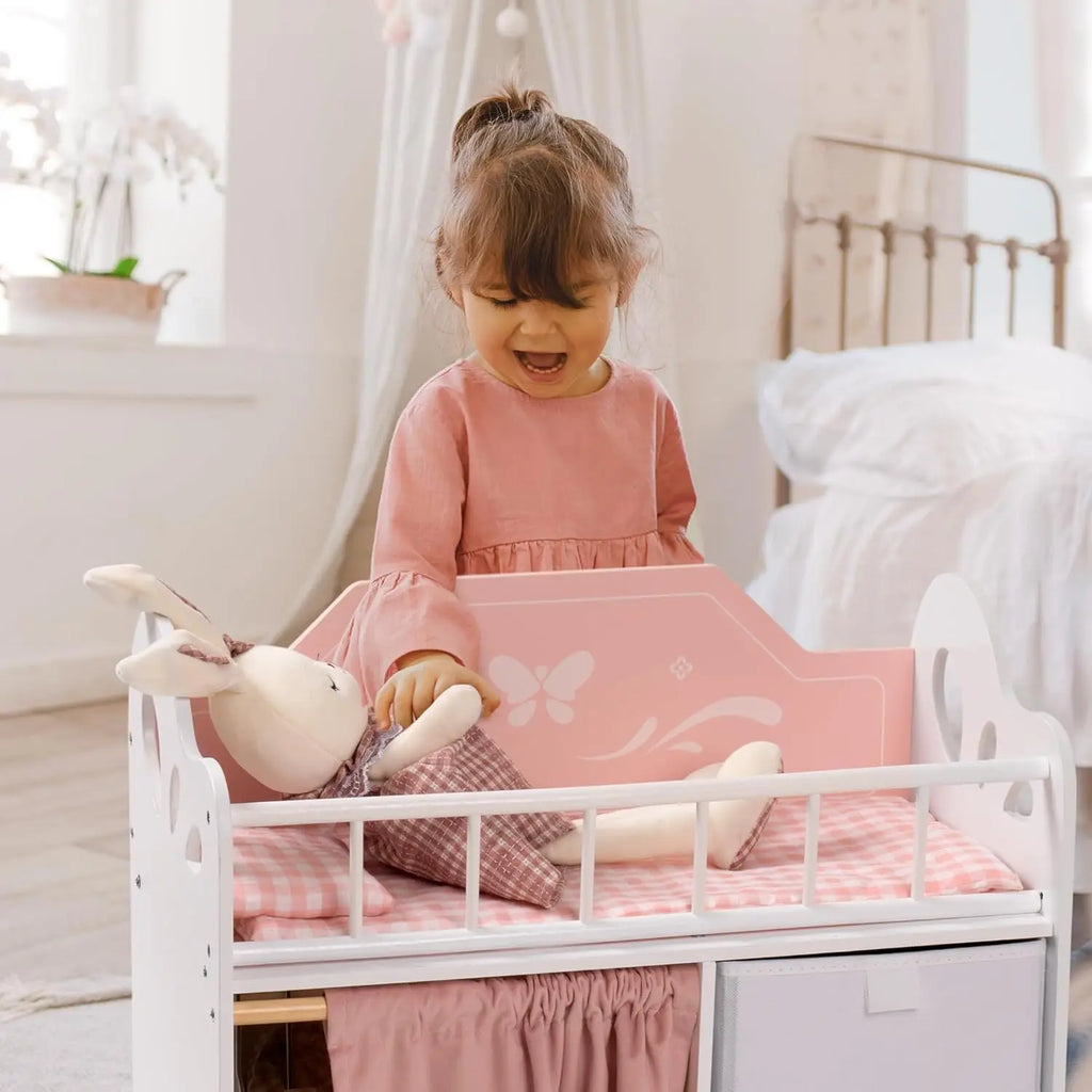 Wooden Baby Crib with Storage Bedding