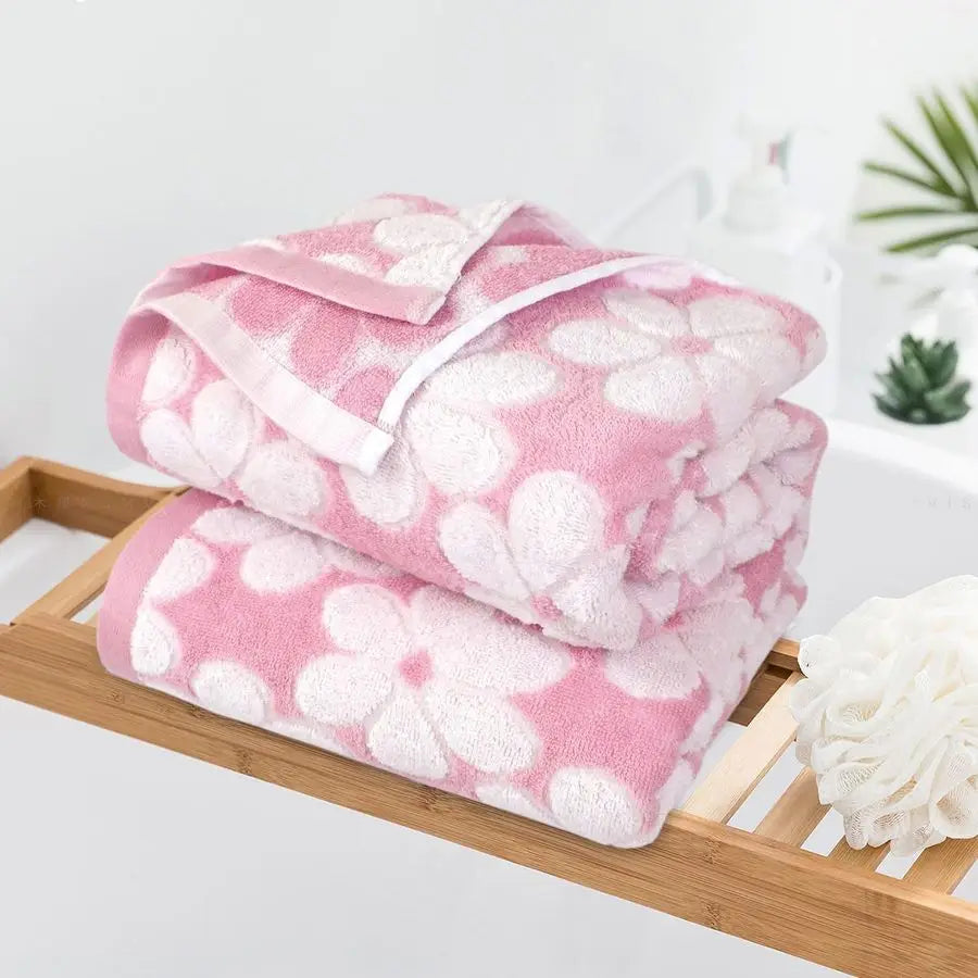 Set of 2 Pink Bath Towels