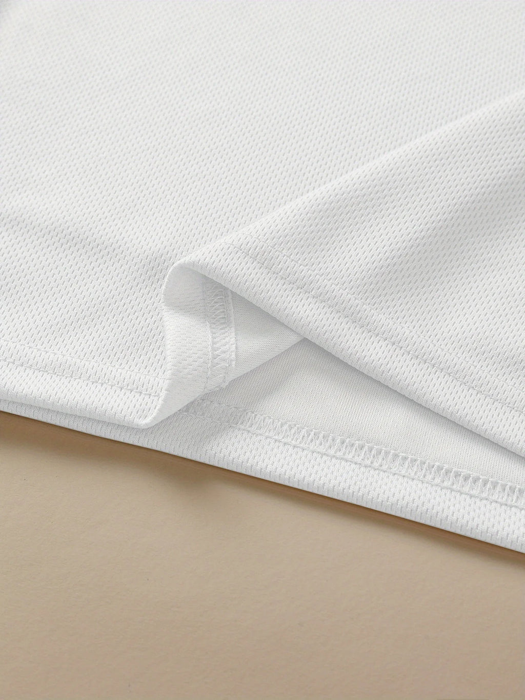Short-Sleeved T-Shirt "EXPENSIVE AND TALKS BACK"