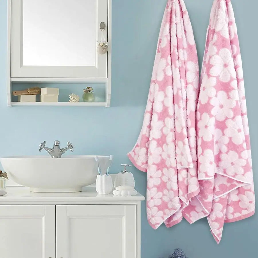 Set of 2 Pink Bath Towels