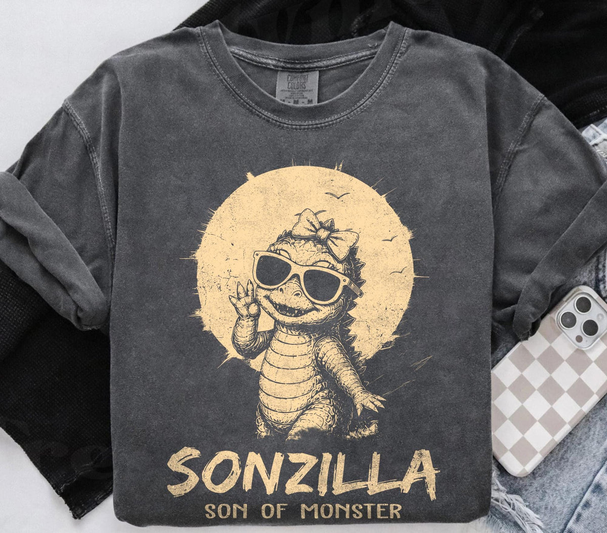 Retro Dadzilla Sonzilla — Gildan Hoodie